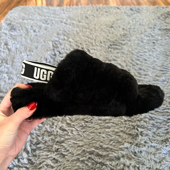 Ugg “Fluff Yeah” slipper slides - Picture 4 of 4